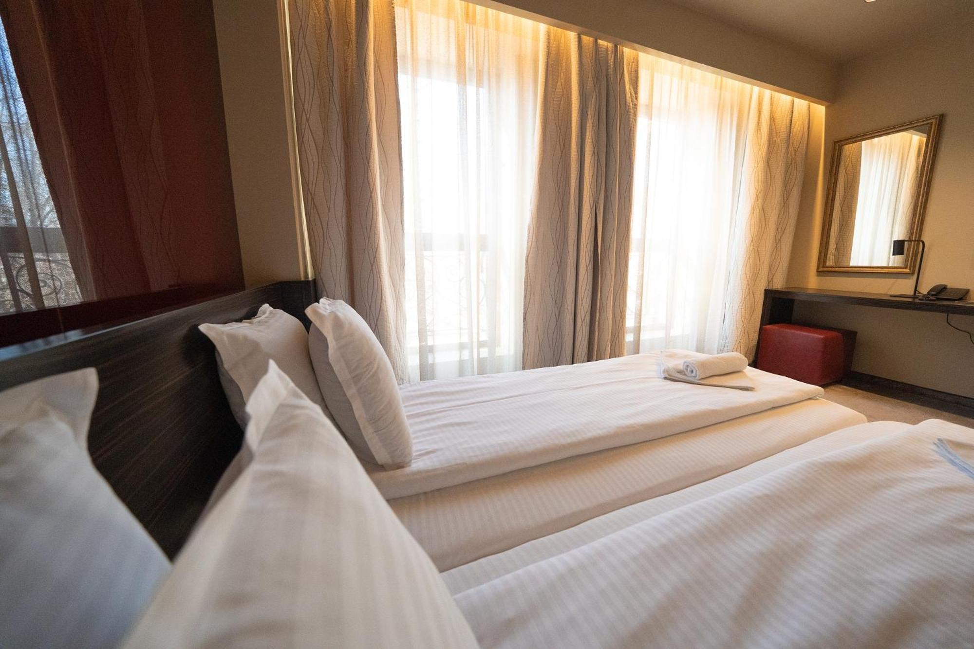 Hotel Famous House Plovdiv Esterno foto